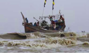 ঘূর্ণিঝড় মিধিলির প্রভাব: ২০ ট্রলারসহ ৩০০ জেলে নিখোঁজ