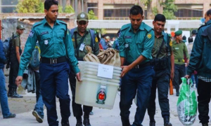 নির্বাচনের প্রস্তুতি শেষ; আজ ৪ হাজার কেন্দ্রে যাবে ব্যালট পেপার