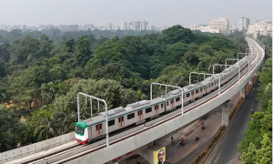 আজ থেকে নতুন শিডিউলে চলছে মেট্রোরেল