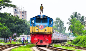 ঈদযাত্রায় ট্রেনের অগ্রিম টিকিট বিক্রি শুরু যেদিন থেকে