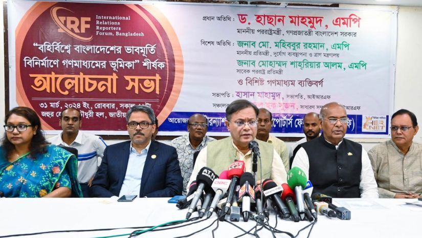 গণতান্ত্রিক দেশে সরকারের সমালোচনা অবশ্যই হবে-হাছান মাহমুদ