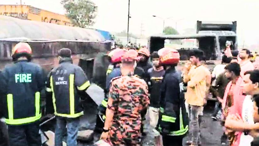 আগুন
