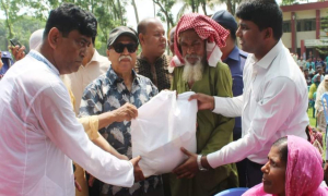 জনগণের সুখে-দুঃখে পাশে ছিলাম, পাশে আছি: শিল্পমন্ত্রী 