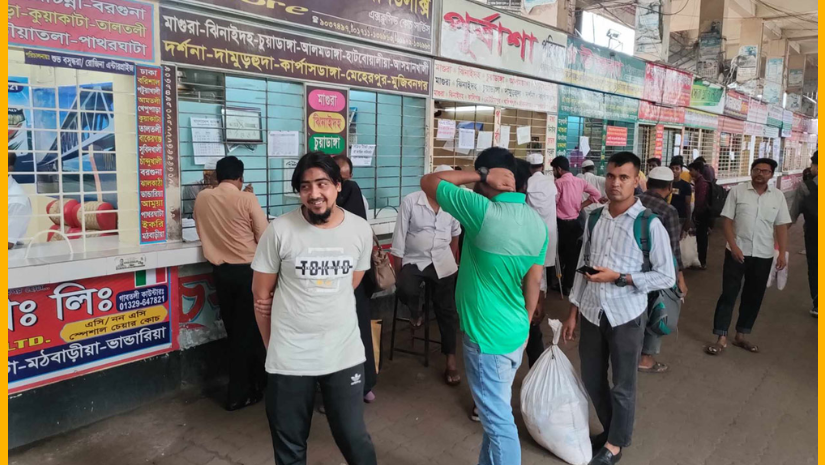 আজ থেকে বাড়িফেরা মানুষের ভিড় বাড়ছে