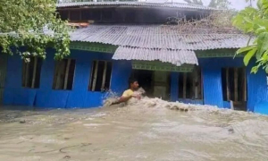 ঘূর্ণিঝড় রেমালের তাণ্ডবে সারাদেশে মৃতের সংখ্যা বেড়ে ১২