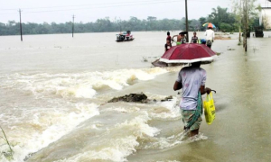 বৃষ্টি ও পাহাড়ি ঢলে সিলেটে আকস্মিক বন্যা; ভোগান্তিতে লক্ষাধিক মানুষ