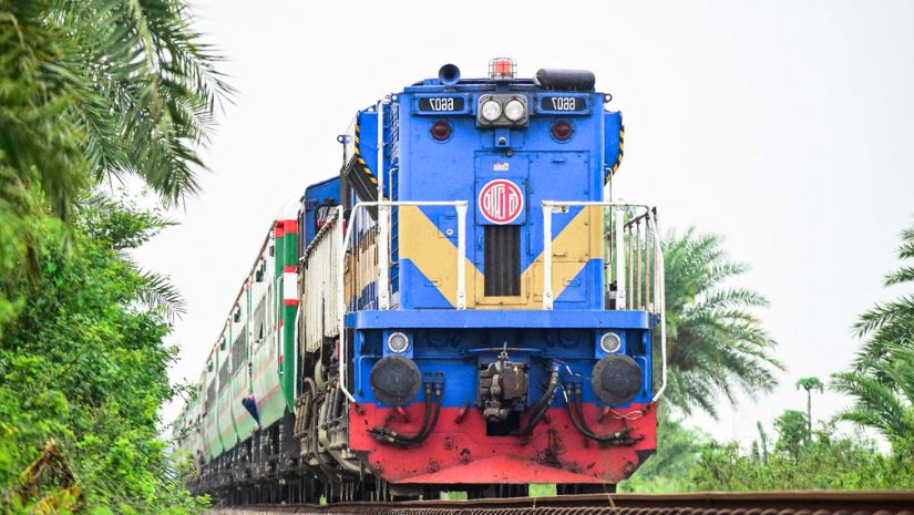 ট্রেন