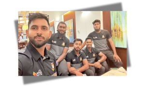 আরব আমিরাতের উদ্দেশে জাকের-রিশাদরা