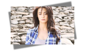 অভিনেত্রী