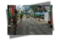 ত্রিপুরার মুখ্যমন্ত্রীকে প্রধান উপদেষ্টার আম উপহার