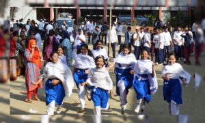 প্রাথমিকে ছুটি কমাচ্ছে সরকার