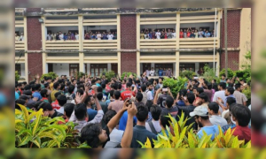 বিএনপিপন্থী শিক্ষকদের ক্লাস-পরীক্ষা বর্জন