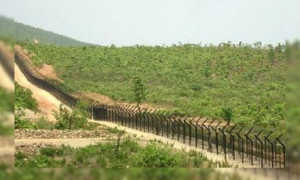 আতঙ্কে কক্সবাজার-বান্দরবান সীমান্তের বাসিন্দারা