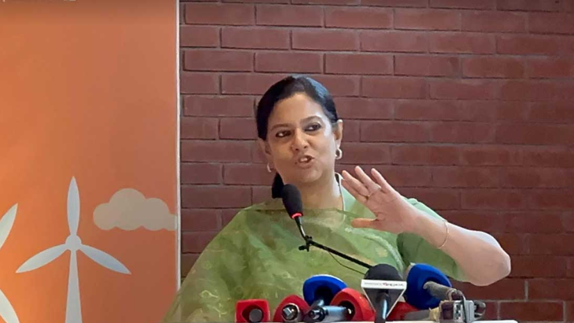 নারীর অদম্য সাহসেই জলবায়ু সহনশীল বাংলাদেশ গড়ে উঠবে: রিজওয়ানা হাসান