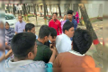 এবার শিক্ষকদের সঙ্গে ধস্তাধস্তিতে ঢাকা কলেজ শিক্ষার্থীরা