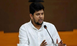 তথ্য উপদেষ্টা